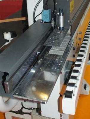 Станок для облицовывания кромок мебельных деталей WoodTec X600 — фото 7