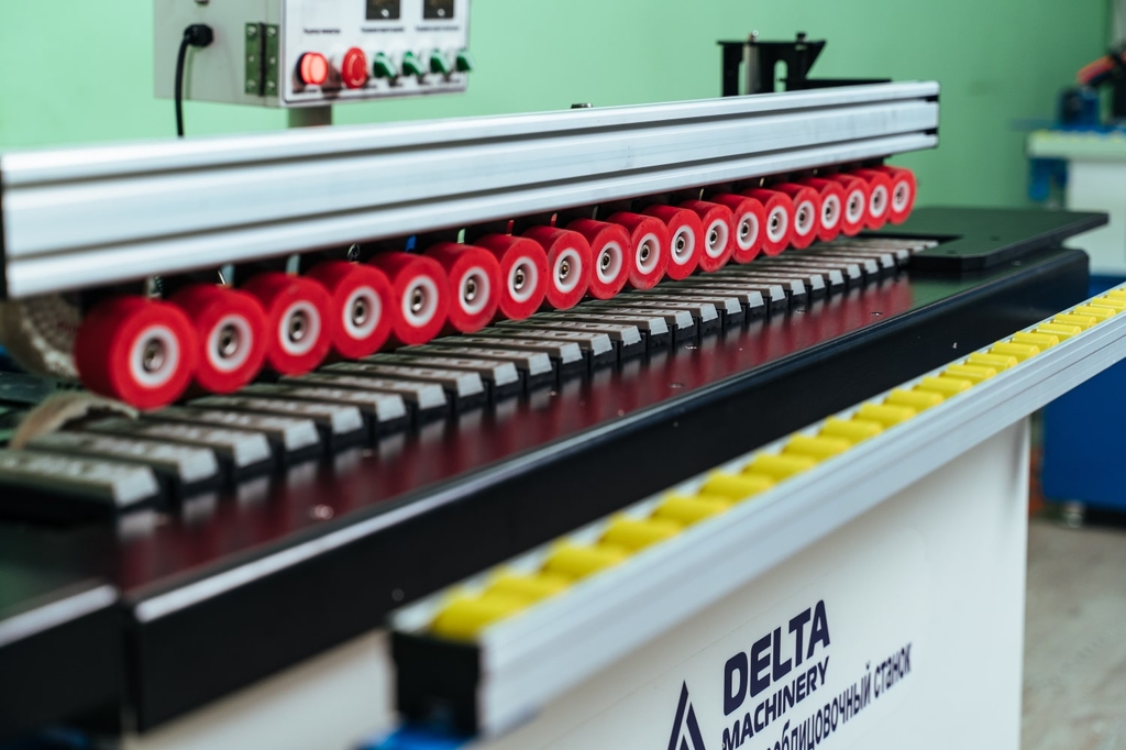Кромкооблицовочный станок DELTAMACHINERY DM-120 S — фото 7