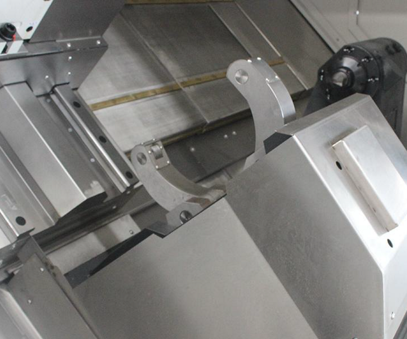 Горизонтальные токарные станки MetalCraft TCK56-1000 c ЧПУ Fanuc с люнетом (TCK56-1000.F11/15.A2-8.12T.254T.L) — фото 6