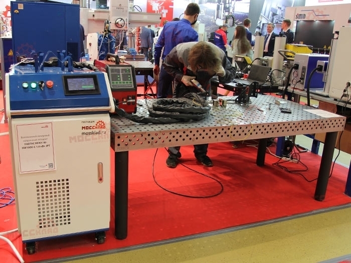 Волоконно-лазерный сварочный аппарат MFKY-W-HW2000-C 2кВт JPT с механизмом подачи проволоки — фото 22