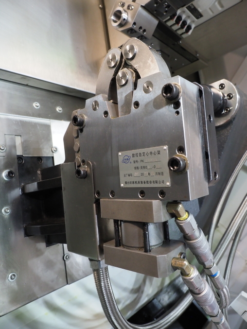 Горизонтальные токарные станки MetalCraft TCK56-500 c ЧПУ Fanuc с люнетом (TCK56-500.F11/15.A2-8.12T.254T.L) — фото 7