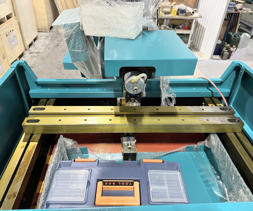 Электроэрозионный проволочно-вырезной станок MetalCraft  DK7750-A15-LK — фото 8
